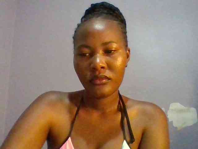 Pretty-thalia1 webcam