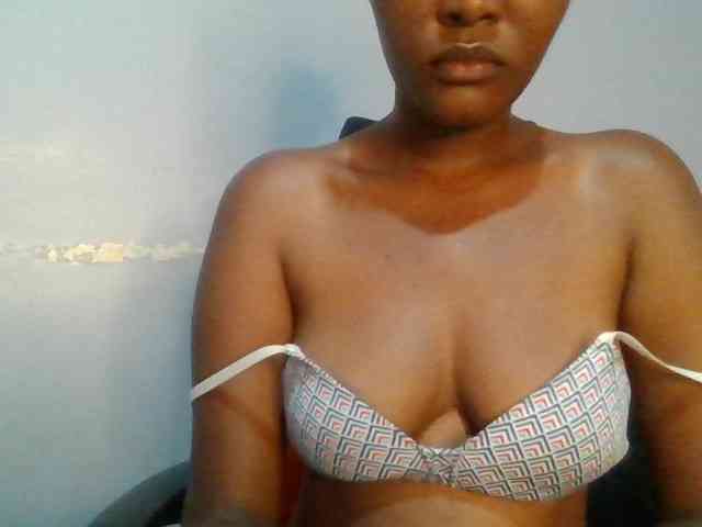 Pretty-thalia1 Pretty-thalia1