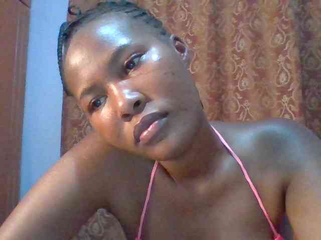 Pretty-thalia1 webcam