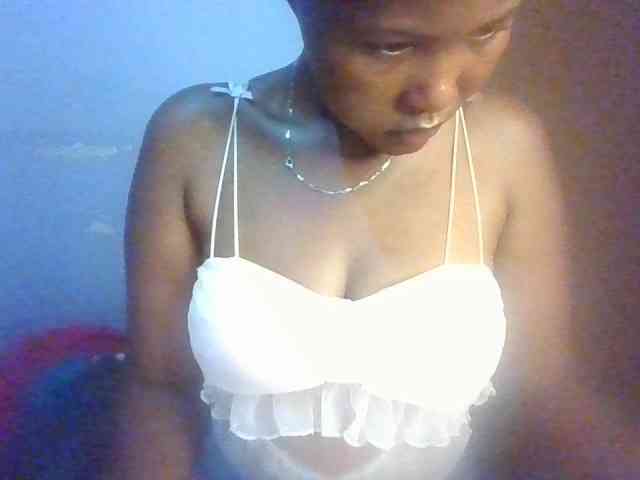 Pretty-thalia1 webcam