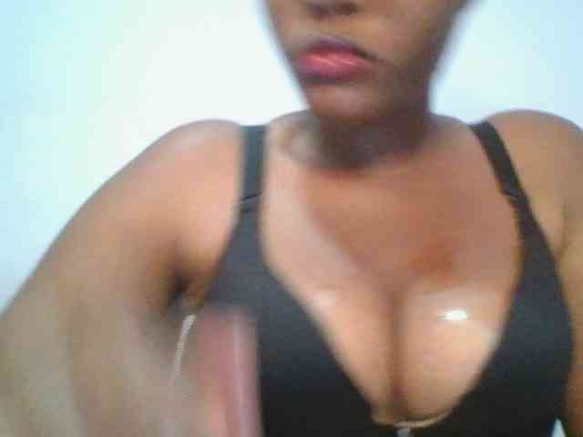 Pretty-thalia1 Pretty-thalia1