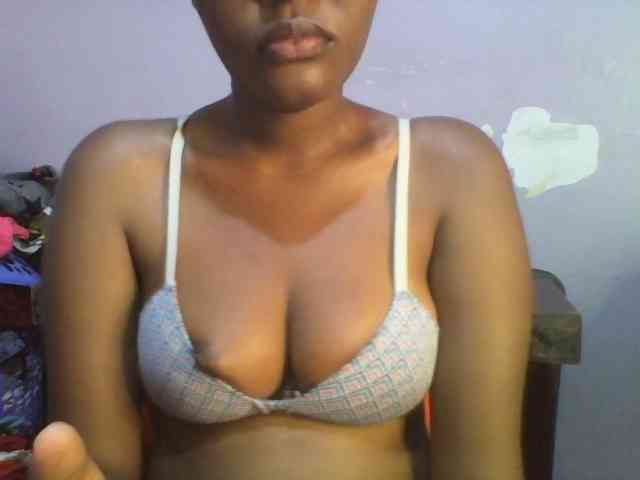 Pretty-thalia1 Pretty-thalia1