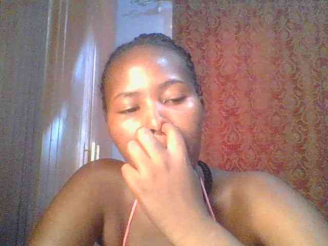 Pretty-thalia1 webcam