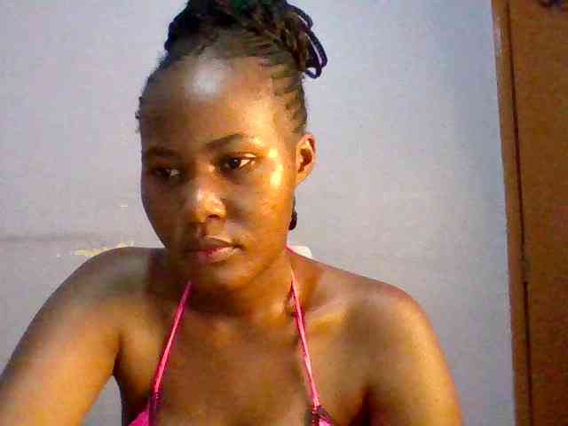 Pretty-thalia1 webcam