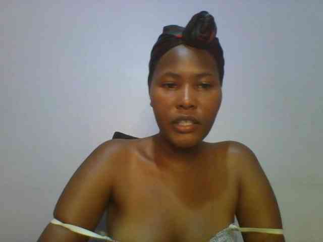 Pretty-thalia1 Pretty-thalia1