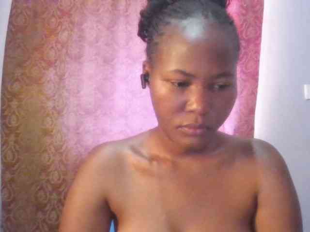 Pretty-thalia1 webcam