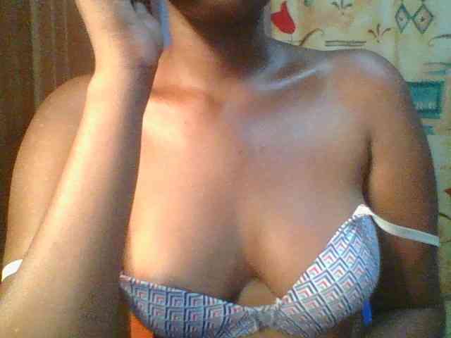 Pretty-thalia1 webcam