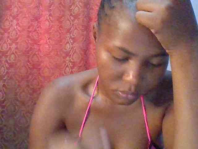 Pretty-thalia1 webcam