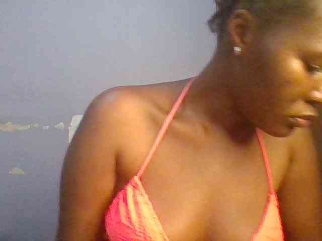 Pretty-thalia1 Pretty-thalia1