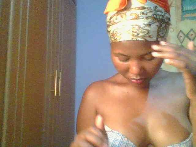 Pretty-thalia1 webcam