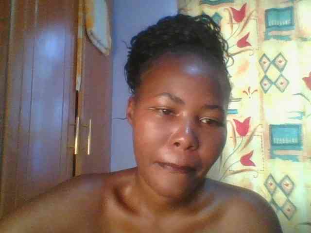 Pretty-thalia1 Pretty-thalia1