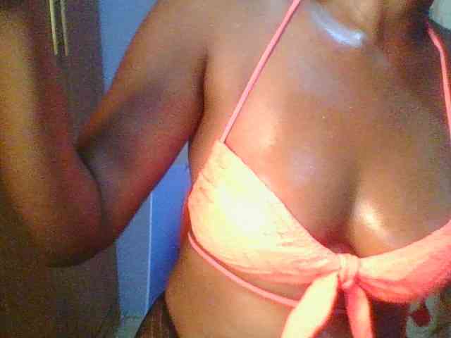 Pretty-thalia1 webcam