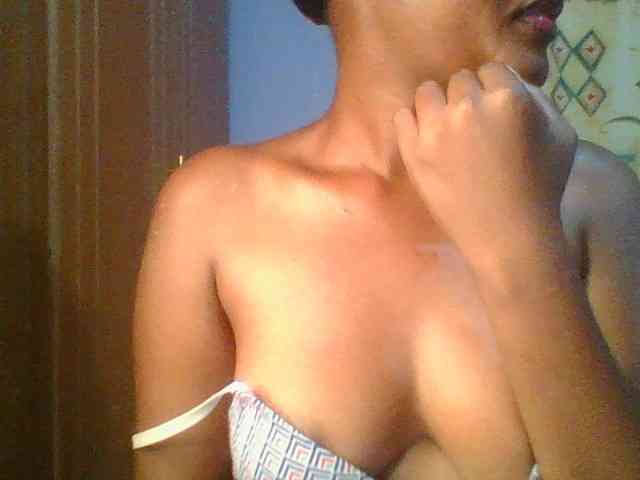 Pretty-thalia1 webcam