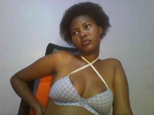 Pretty-thalia1 webcam