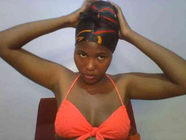 Pretty-thalia1 webcam