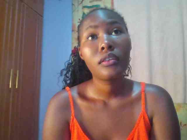 Pretty-thalia1 webcam