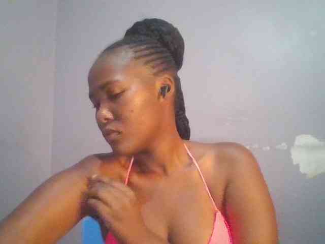 Pretty-thalia1 webcam