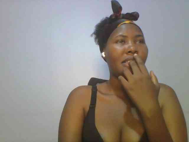 Pretty-thalia1 webcam