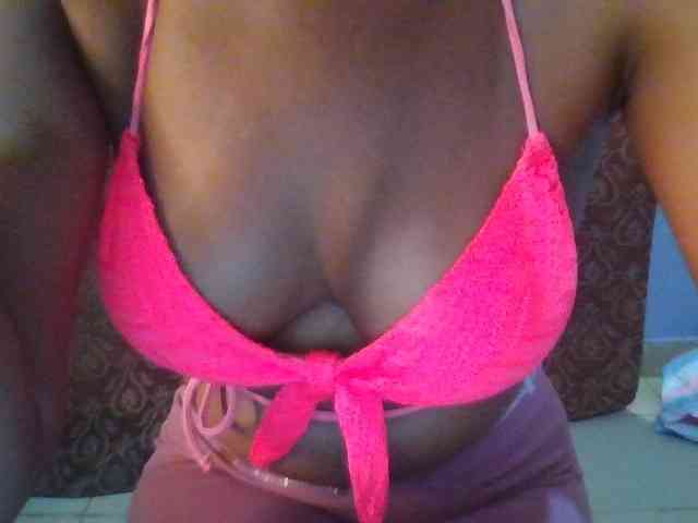 Pretty-thalia1 webcam