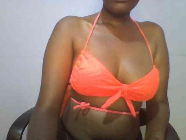 Pretty-thalia1 webcam