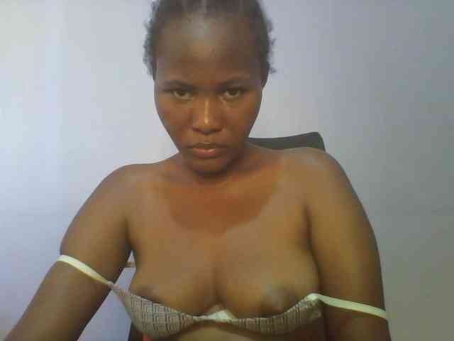 Pretty-thalia1 Pretty-thalia1