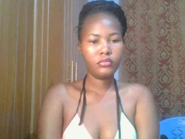 Pretty-thalia1 webcam