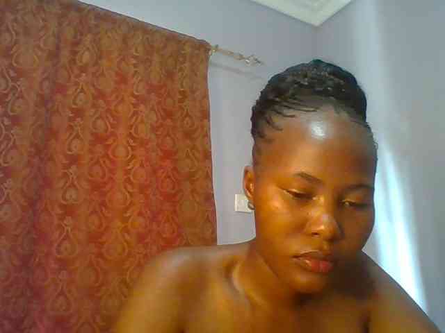 Pretty-thalia1 Pretty-thalia1