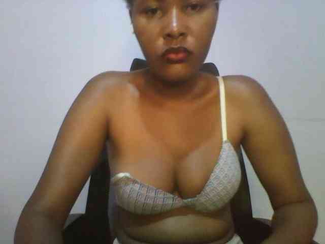 Pretty-thalia1 webcam