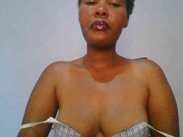 Pretty-thalia1 webcam