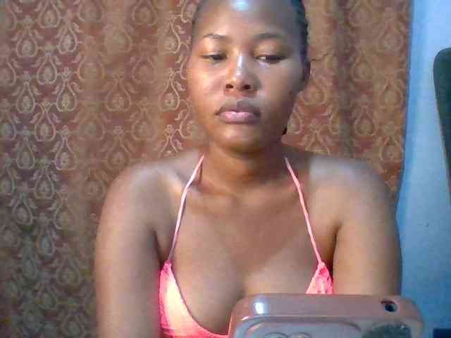 Pretty-thalia1 webcam