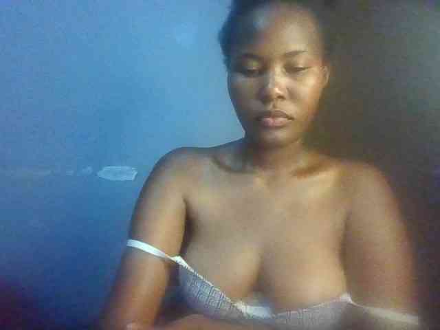 Pretty-thalia1 webcam