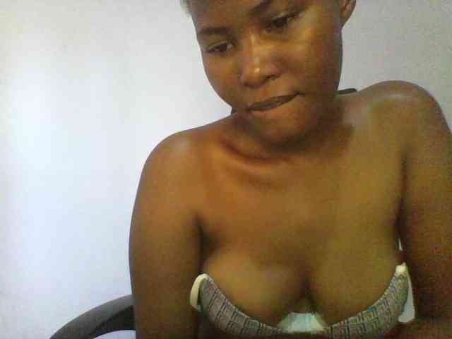 Pretty-thalia1 webcam