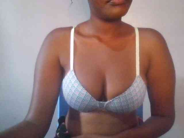 Pretty-thalia1 webcam