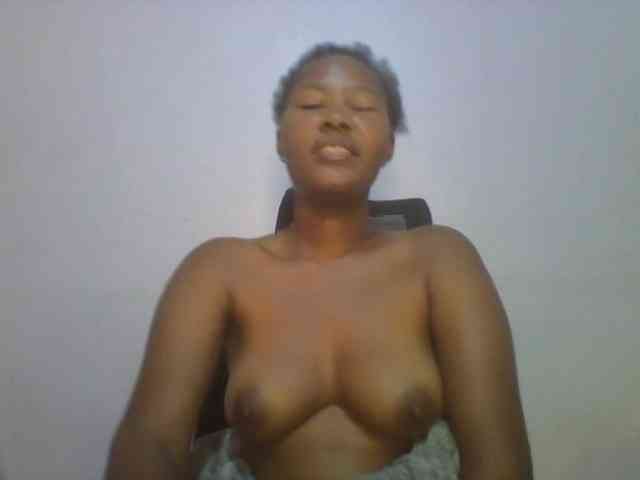 Pretty-thalia1 Pretty-thalia1