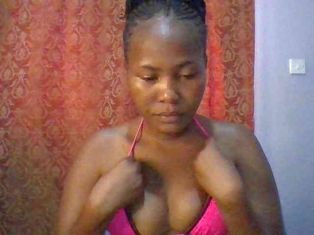 Pretty-thalia1 webcam