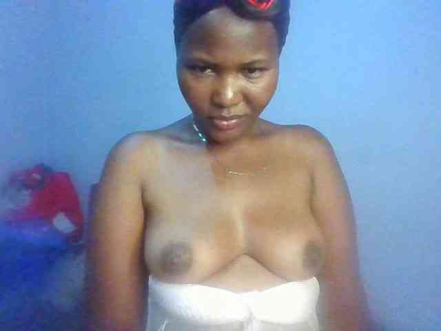 Pretty-thalia1 Pretty-thalia1