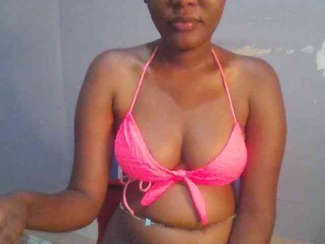 Pretty-thalia1 webcam