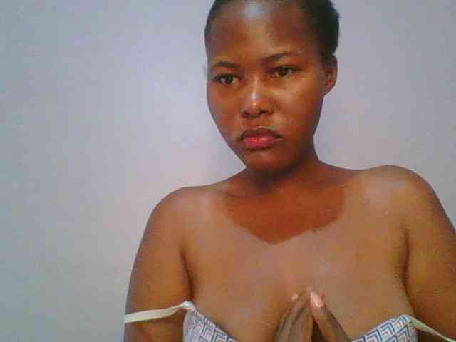 Pretty-thalia1 webcam