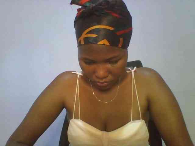 Pretty-thalia1 webcam