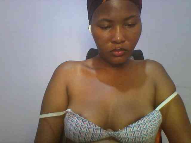 Pretty-thalia1 webcam