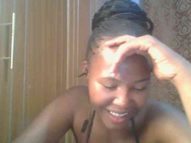 Pretty-thalia1 webcam