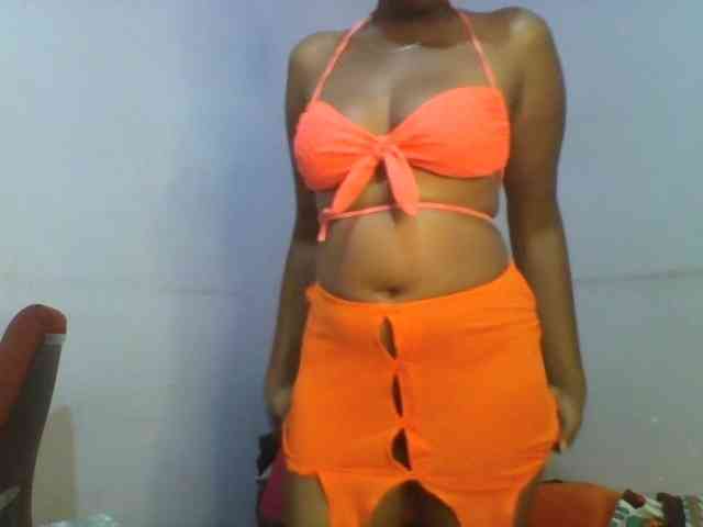 Pretty-thalia1 webcam