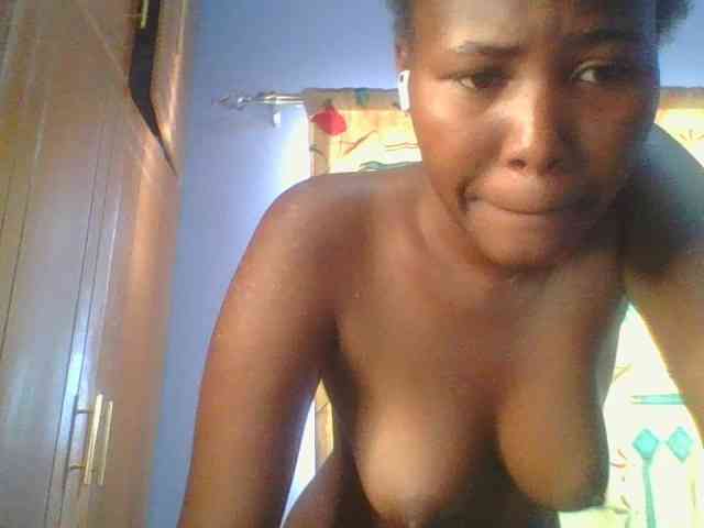 Pretty-thalia1 webcam