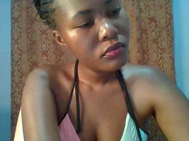 Pretty-thalia1 webcam