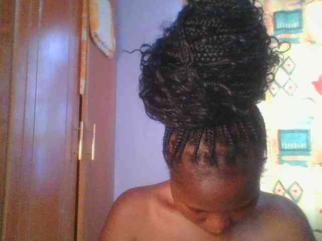 Pretty-thalia1 webcam