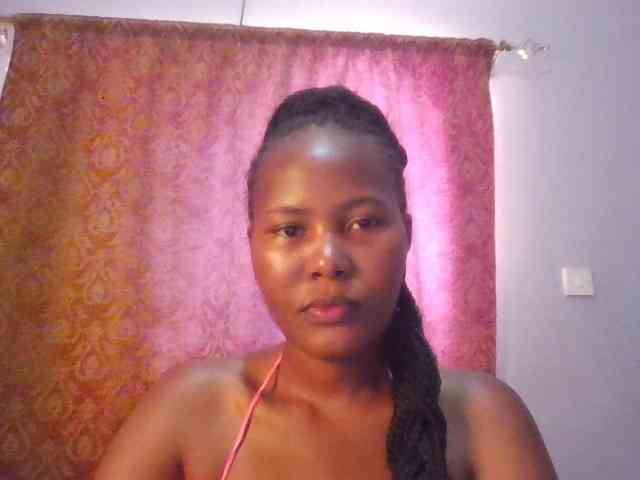 Pretty-thalia1 webcam