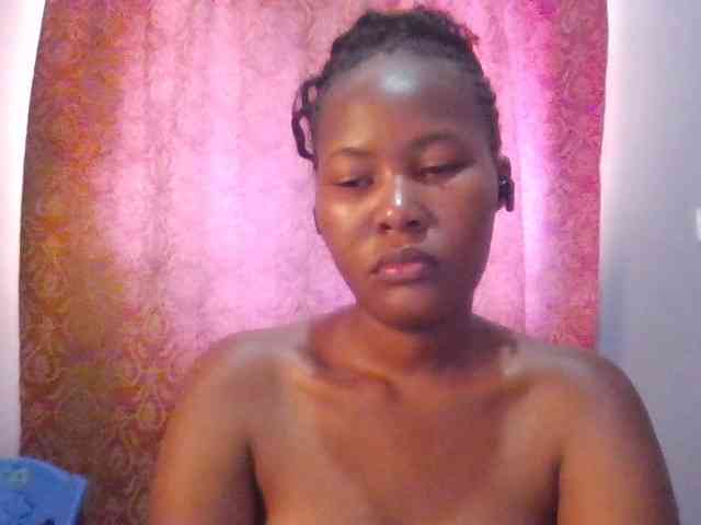 Pretty-thalia1 webcam