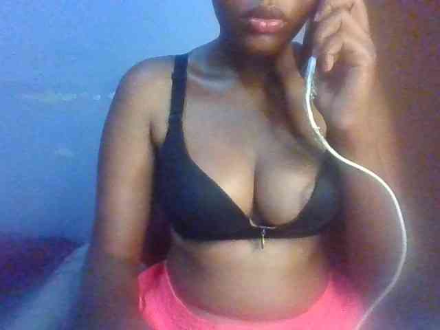 Pretty-thalia1 webcam