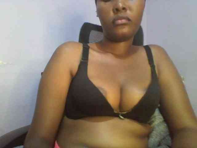 Pretty-thalia1 webcam