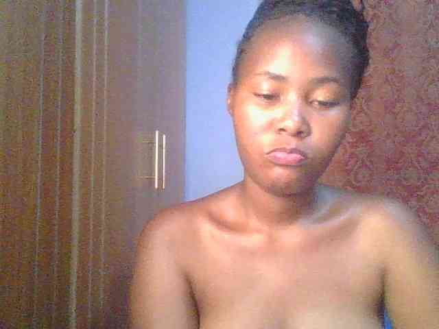 Pretty-thalia1 webcam